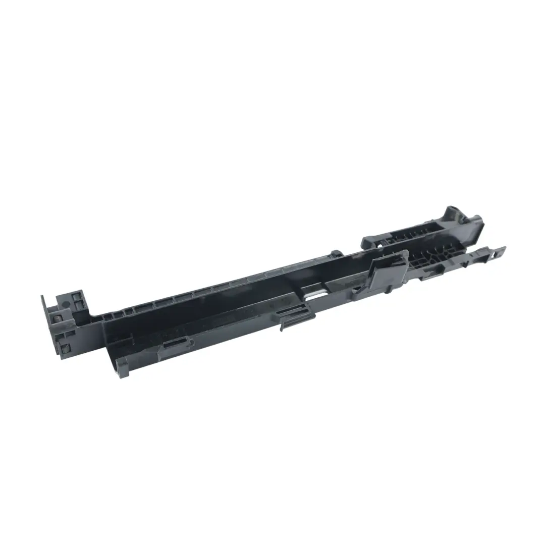 Staffa Copertura Radiatore Sinistra per BMW G20 G21 G22 G23 G26 G29 iX 20 con numero di parte 8666839 BMW G20 G21 G22 G23 G26 G29 iX 20 Staffa Copertura Radiatore Sinistra - SKU 8666839 - Numero di parte 8666839