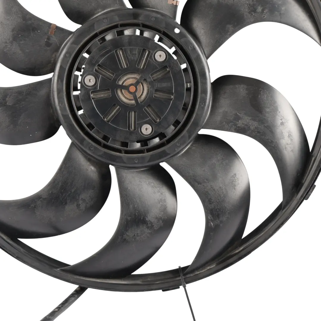 BMW G11 G30 G31 G32 G38 Engine Cooling Radiator Fan Petrol - SKU 8686164-1 - Part number 8686164