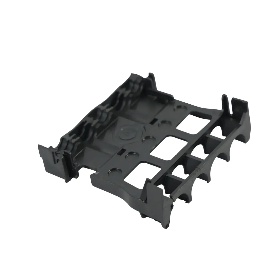 U10 U11 Front Power Distributor Box Cover Lid Housing to BMW U06 with Part number 8720913 BMW U06 U10 U11 Front Power Distributor Box Cover Lid Housing - SKU 8720913 - Part number 8720913