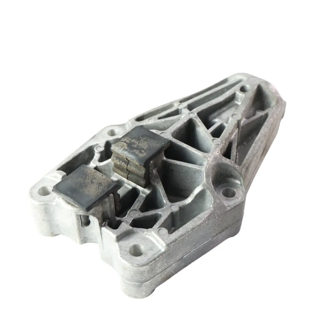 U10 Soporte Bracket Suspensión Motor Eje Trasero para BMW X1 U11 X2 con número de pieza 8833733 BMW X1 U11 X2 U10 Soporte Bracket Suspensión Motor Eje Trasero - SKU 8833733 - Número de pieza 8833733