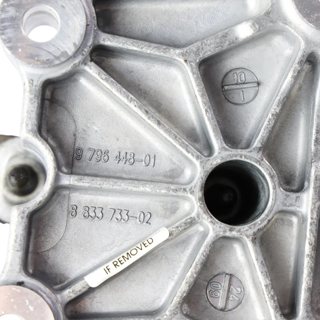 U10 Soporte Bracket Suspensión Motor Eje Trasero para BMW X1 U11 X2 con número de pieza 8833733 BMW X1 U11 X2 U10 Soporte Bracket Suspensión Motor Eje Trasero - SKU 8833733 - Número de pieza 8833733