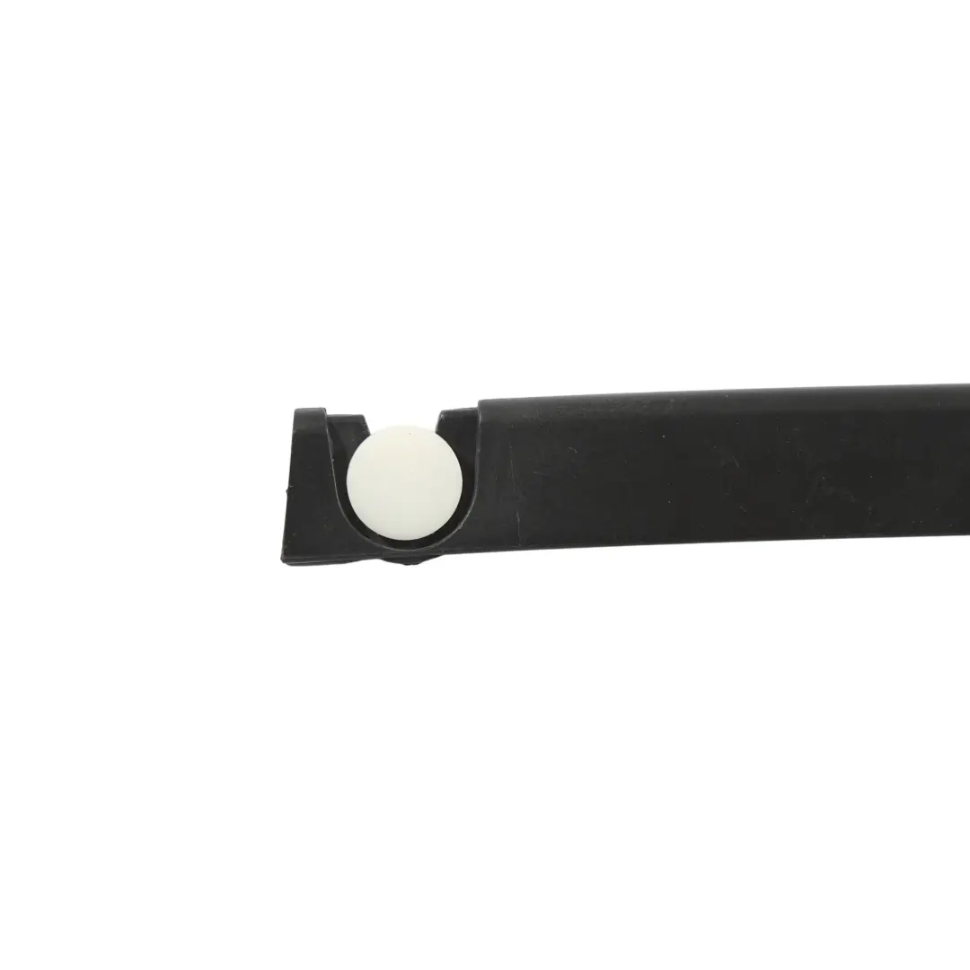 Uszczelka Drzwi Gumowa Tylna Lewa do Audi A4 B7 o numerze 8E0833345 Audi A4 B7 Uszczelka Drzwi Gumowa Tylna Lewa - SKU 8E0833345 - Numer Części 8E0833345
