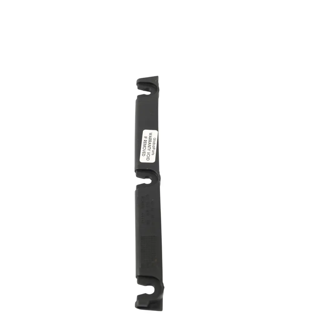 Audi A4 S4 RS4 8E B7 Soporte Riel Puerta Delantero Derecho - SKU 8E0833346 - Número de pieza 8E0833346