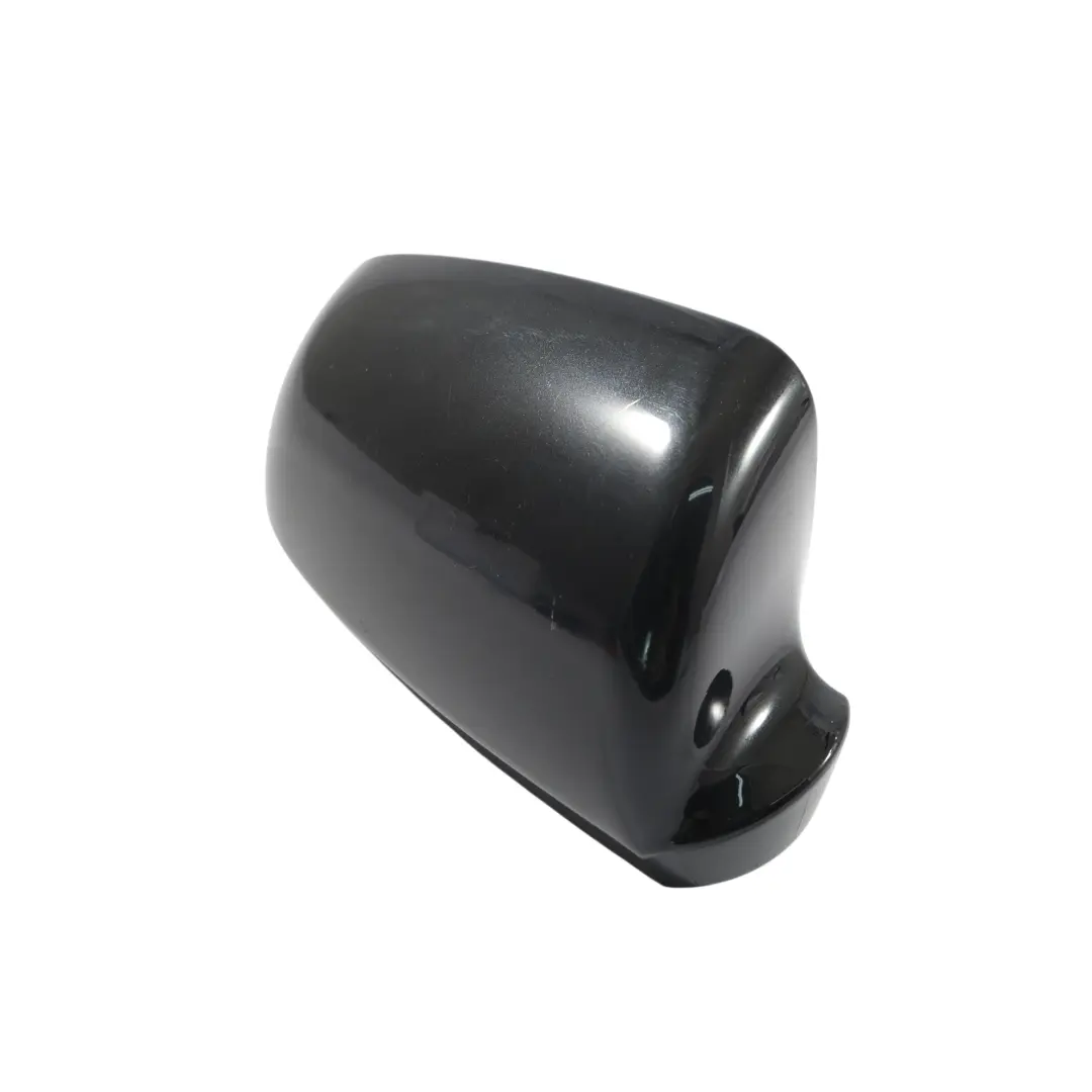 Tapa Retrovisor Puerta Derecha Exterior Negro Phantom Z9Y para Audi A4 B7 con número de pieza 8E0857508B Audi A4 B7 Tapa Retrovisor Puerta Derecha Exterior Negro Phantom Z9Y - SKU 8E0857508B-PHB - Número de pieza 8E0857508B