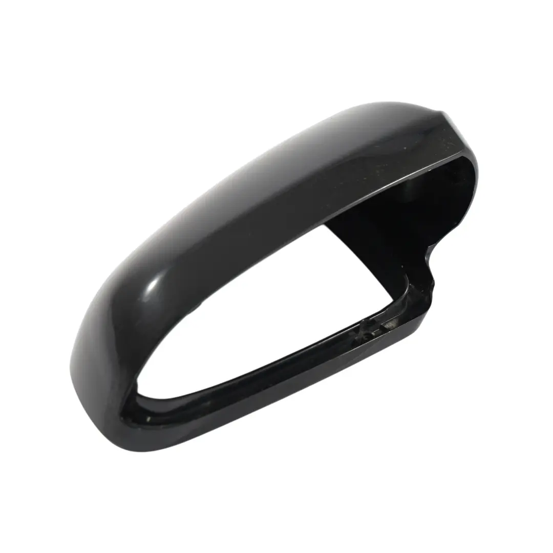 Tapa Retrovisor Puerta Derecha Exterior Negro Phantom Z9Y para Audi A4 B7 con número de pieza 8E0857508B Audi A4 B7 Tapa Retrovisor Puerta Derecha Exterior Negro Phantom Z9Y - SKU 8E0857508B-PHB - Número de pieza 8E0857508B