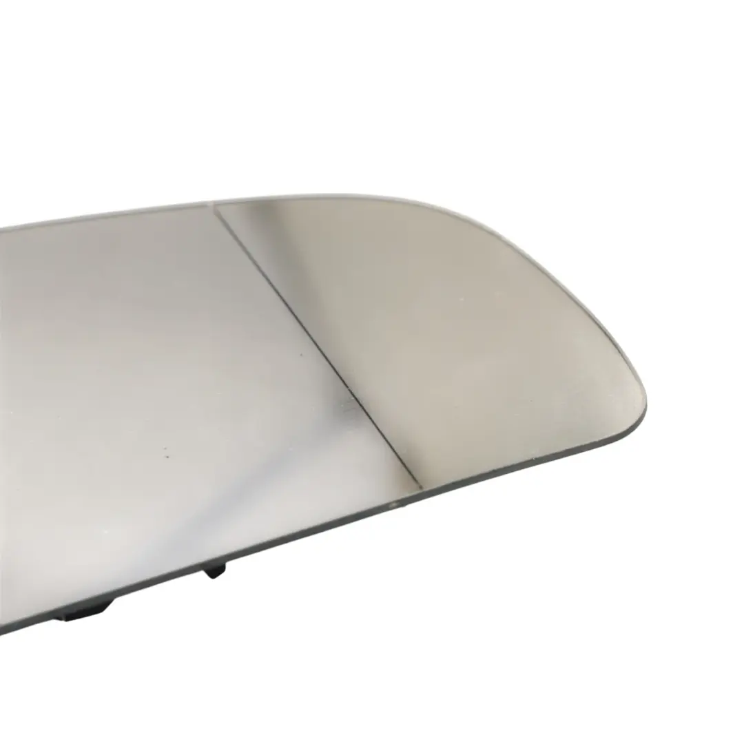Spiegelglas Außenspiegel Rechts für Audi A3 8P A4 B7 A6 C6 mit Teilenummer 8E0857536E Audi A3 8P A4 B7 A6 C6 Spiegelglas Außenspiegel Rechts - SKU 8E0857536E - Teilenummer 8E0857536E