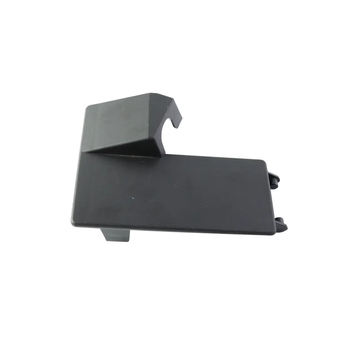 Audi A4 B7 Seat Exeo Soporte Tapa Conector Cableado Delantero - SKU 8E0971981D - Número de pieza 8E0971981D