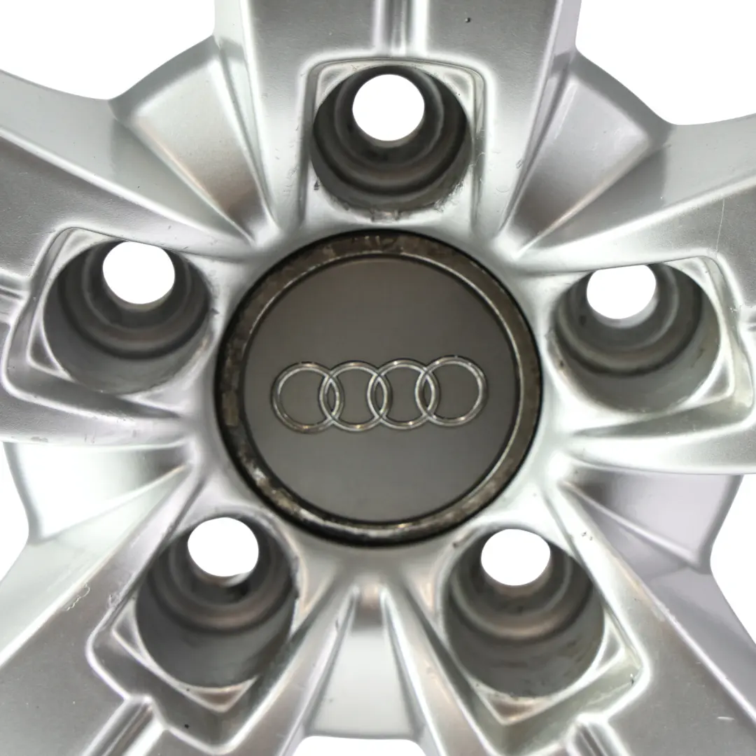 Audi TT MK2 8J Cerchio Lega Argento 17" ET:47 8J Star Spoke - SKU 8J0601025C-8 - Numero di parte 8J0601025C