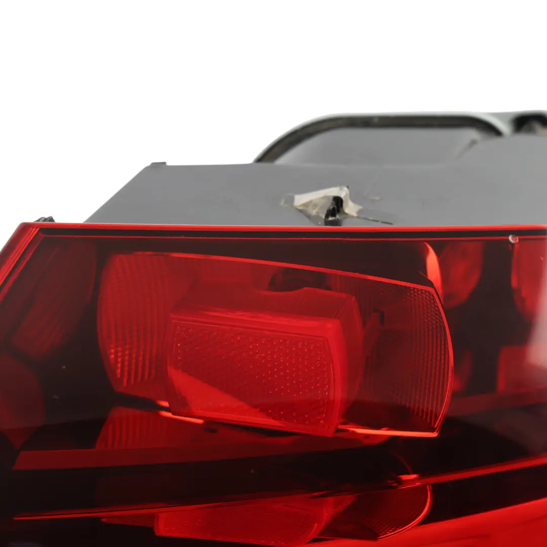 Audi TT 8J Rear Lamp Light Trunk Lid Boot Tailgate Right O/S - SKU 8J0945096L - Part number 8J0945096L