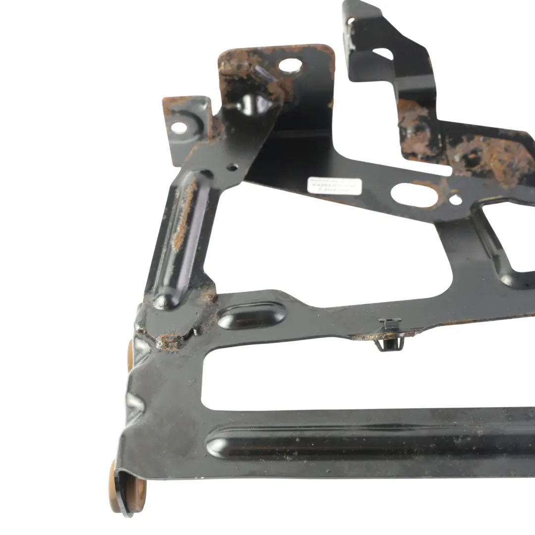 Audi RS4 B8 Support Fixation Radiateur Supérieur Gauche - SKU 8K0121259 - Numéro de pièce 8K0121259