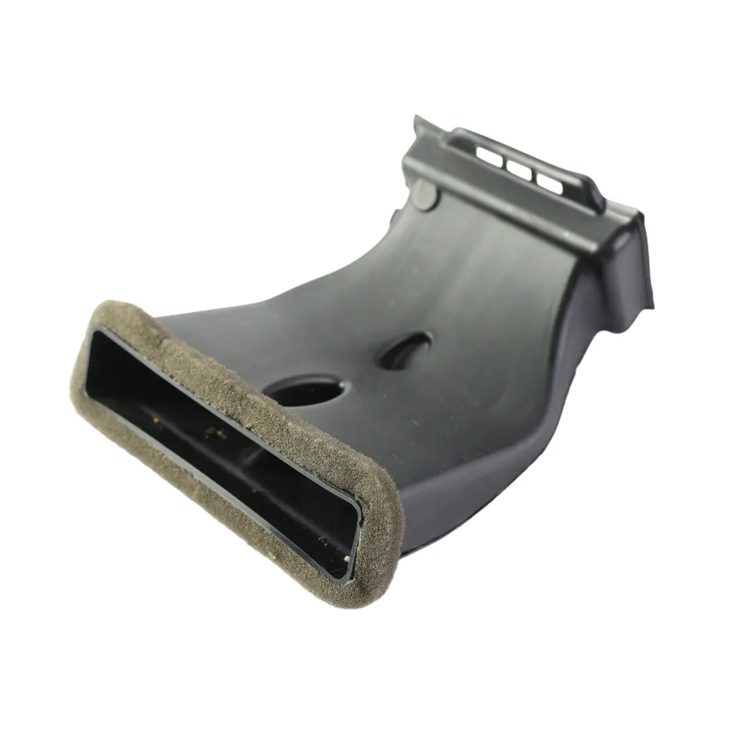 Conducto Rejilla Ventilación Consola Central Trasera para Audi A4 B8 A5 8T con número de pieza 8K0857042 Audi A4 B8 A5 8T Conducto Rejilla Ventilación Consola Central Trasera - SKU 8K0857042 - Número de pieza 8K0857042