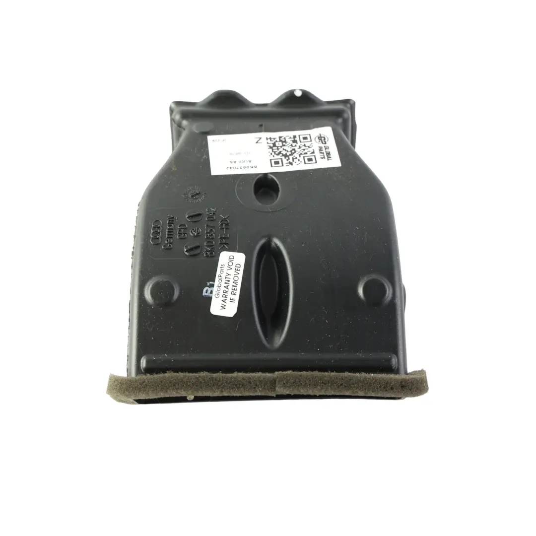 Conducto Rejilla Ventilación Consola Central Trasera para Audi A4 B8 A5 8T con número de pieza 8K0857042 Audi A4 B8 A5 8T Conducto Rejilla Ventilación Consola Central Trasera - SKU 8K0857042 - Número de pieza 8K0857042