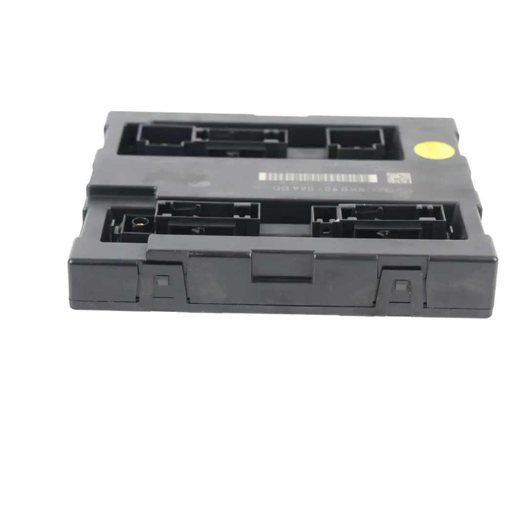 Audi A4 B8 A5 8T Karosserie Steuergerät BCM Komfort Modul - SKU 8K0907064DD - Teilenummer 8K0907064DD