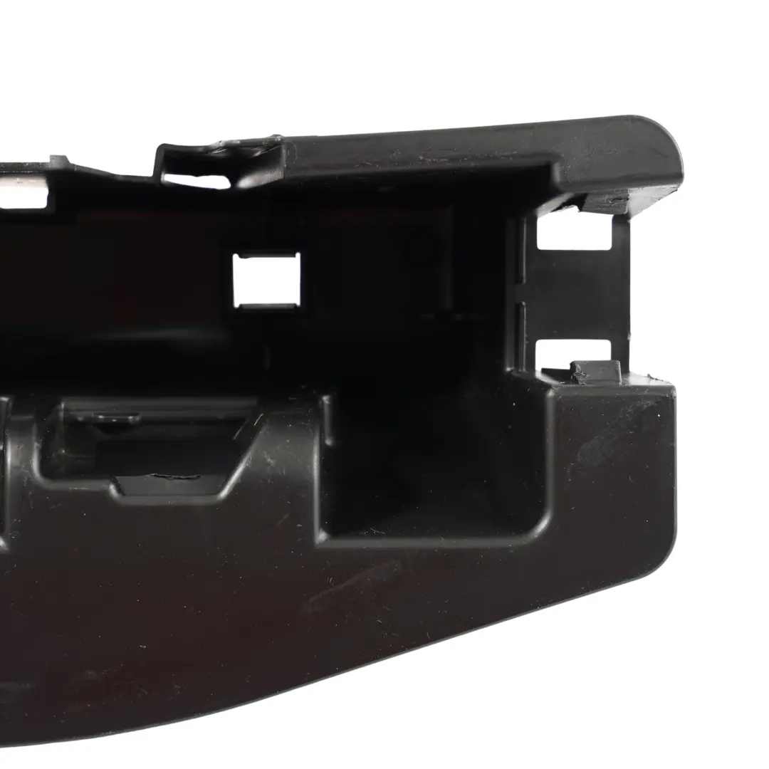 Audi A4 B8 Supporto Porta Cric Sollevamento Scatola - SKU 8K9813685 - Numero di parte 8K9813685