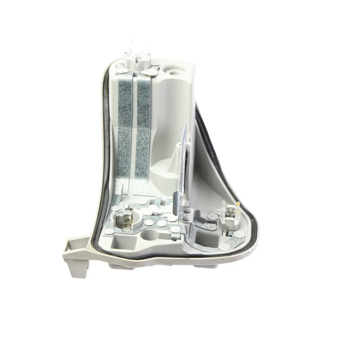 Feu Arrière Droit Support Douille Ampoule pour Audi A4 S4 B8 à propos du numéro de pièce 8K9945258 Audi A4 S4 B8 Feu Arrière Droit Support Douille Ampoule - SKU 8K9945258 - Numéro de pièce 8K9945258