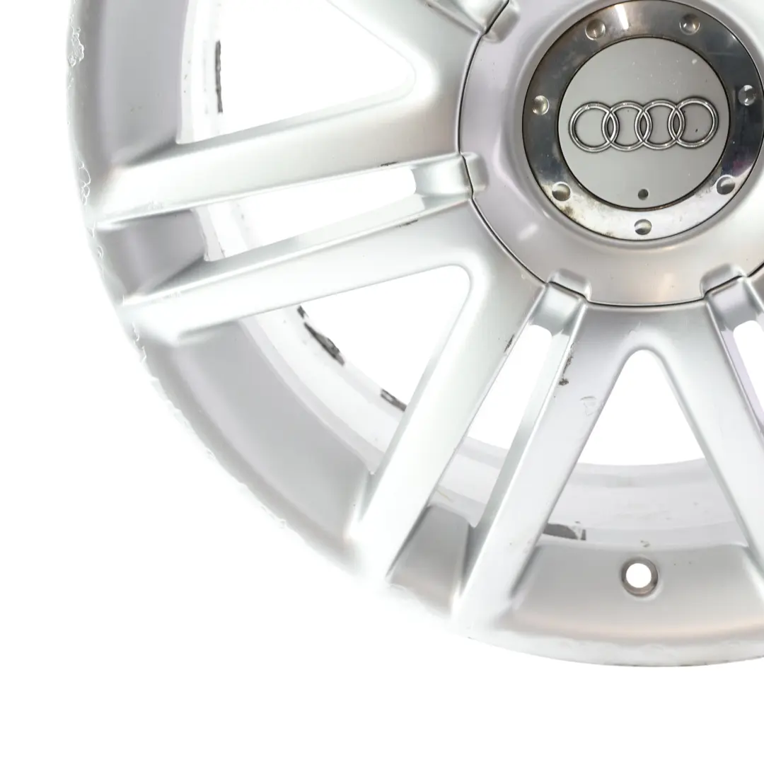 Cerchio Lega Argento 18" 7,5J ET:56 7 Doppia Razza per Audi A3 S3 8P con numero di parte 8P0601025AJ Audi A3 S3 8P Cerchio Lega Argento 18" 7,5J ET:56 7 Doppia Razza - SKU 8P0601025AJ-2 - Numero di parte 8P0601025AJ