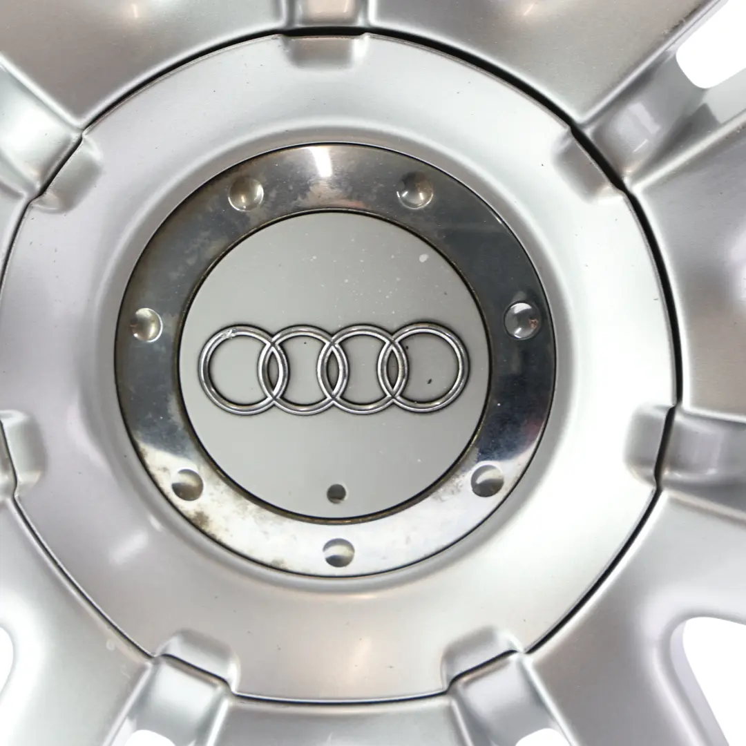 Jante Alliage Argent 18" 7,5J ET:56 7 Double Rayon pour Audi A3 S3 8P à propos du numéro de pièce 8P0601025AJ Audi A3 S3 8P Jante Alliage Argent 18" 7,5J ET:56 7 Double Rayon - SKU 8P0601025AJ-2 - Numéro de pièce 8P0601025AJ