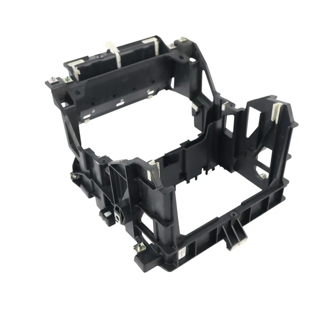 Audi A3 8P Soporte Base Consola Central Instrumento - SKU 8P0858005D - Número de pieza 8P0858005D