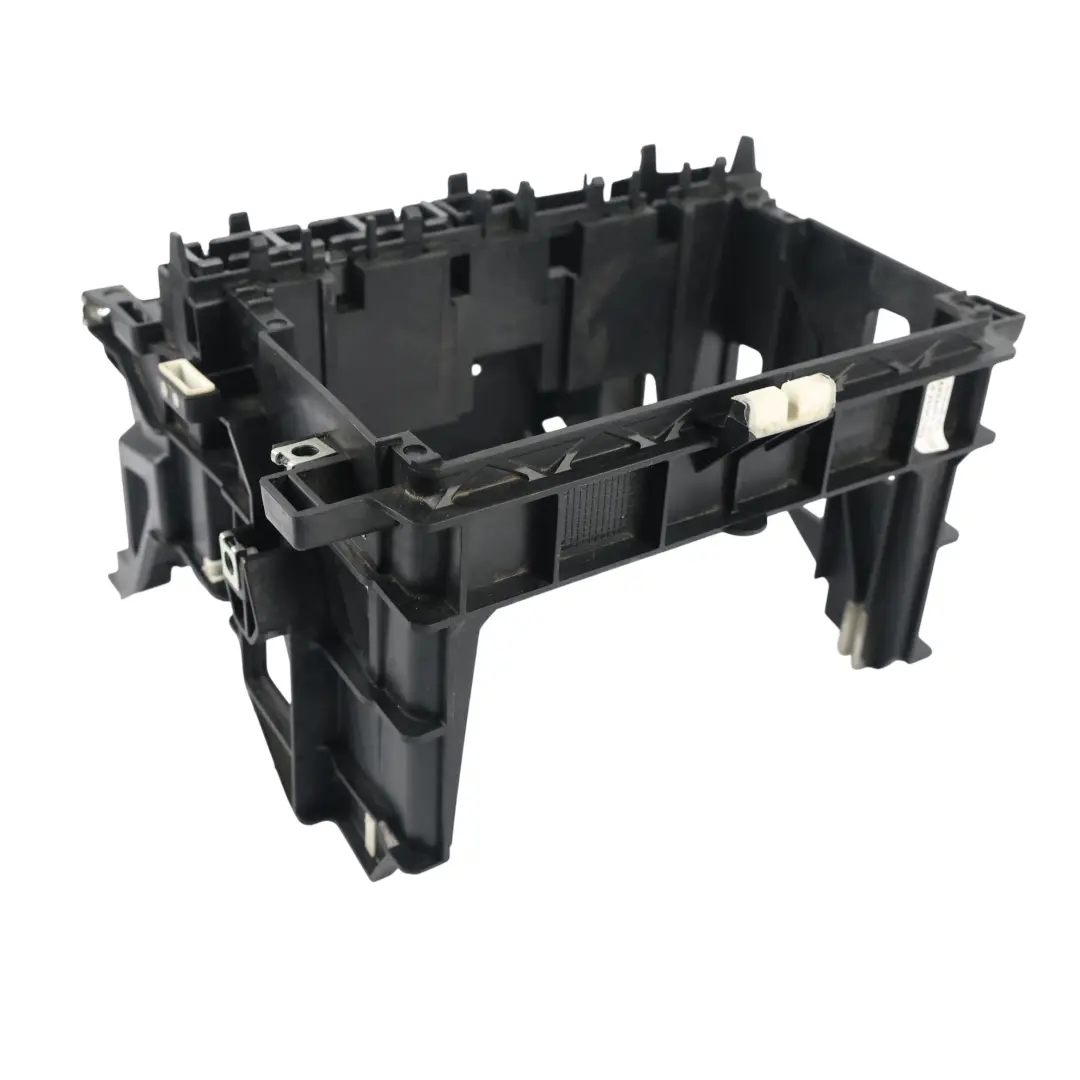 Centre Console Instrument Base Mount Bracket Support to Audi A3 8P with Part number 8P0858005D Audi A3 8P Centre Console Instrument Base Mount Bracket Support - SKU 8P0858005D - Part number 8P0858005D