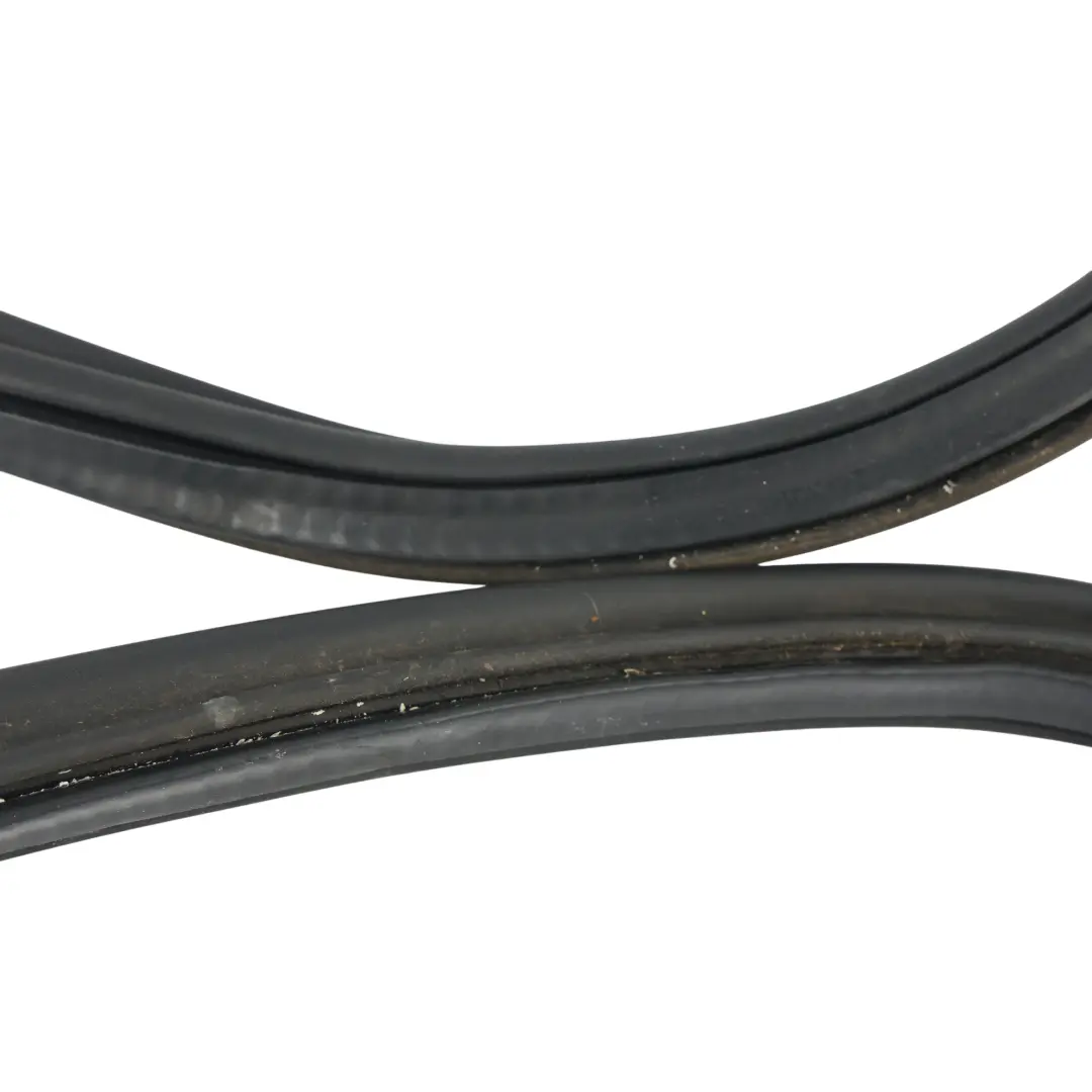 Audi A3 8P 5 Door Rear Boot Tailgate Seal Rubber Gasket Surround - SKU 8P4827705A - Part number 8P4827705A