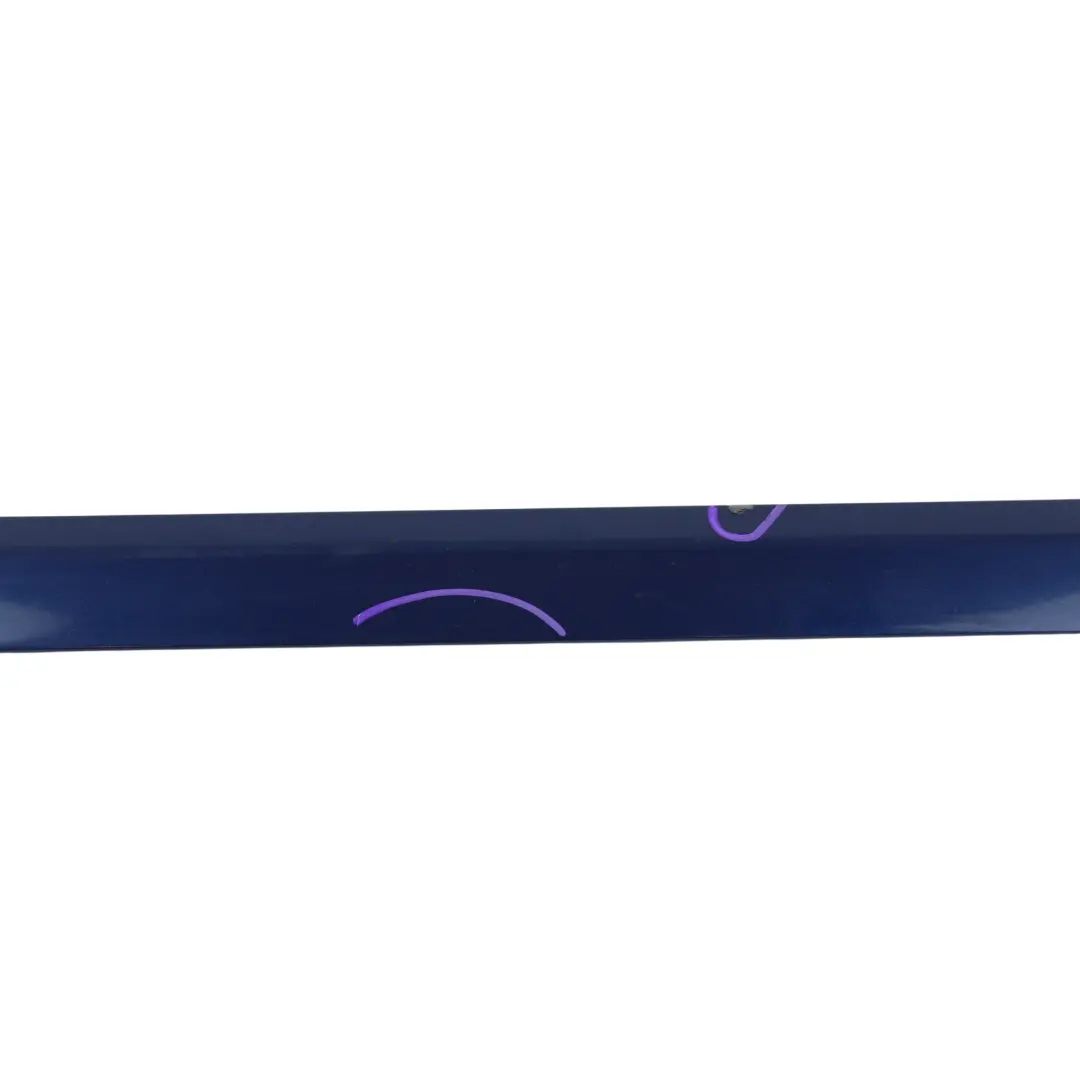 Modanatura Esterna Anteriore Destra Blu Scuba X5Q 8P4853960E per Audi A3 8P con numero di parte 8P4853960E-SCU Audi A3 8P Modanatura Esterna Anteriore Destra Blu Scuba X5Q 8P4853960E - SKU 8P4853960E-SCU - Numero di parte 8P4853960E-SCU