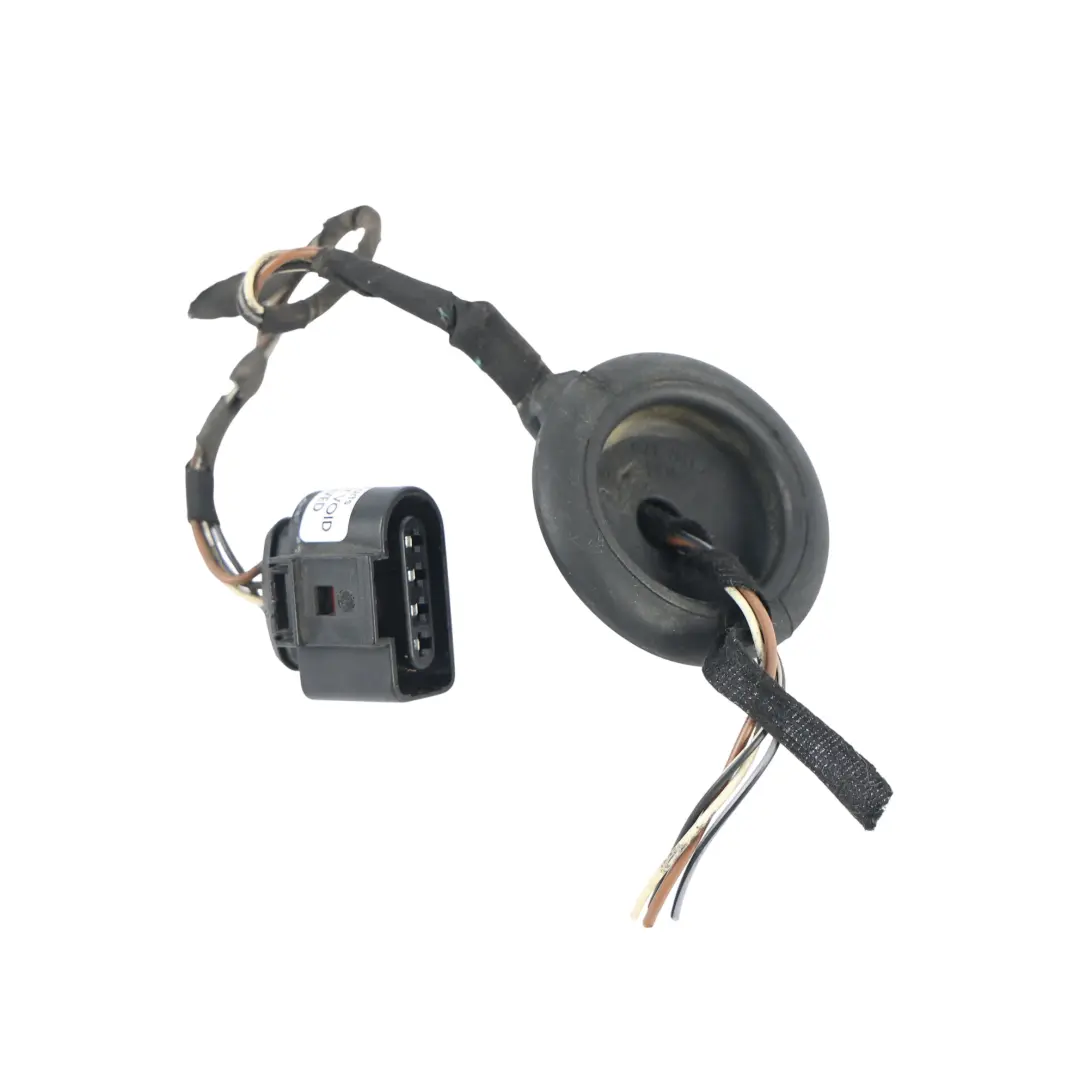 Audi A3 8P Rear Tail Lamp Light Wiring Harness Plug Inner Left N/S - SKU 8P4945095C-2 - Part number 8P4945095C