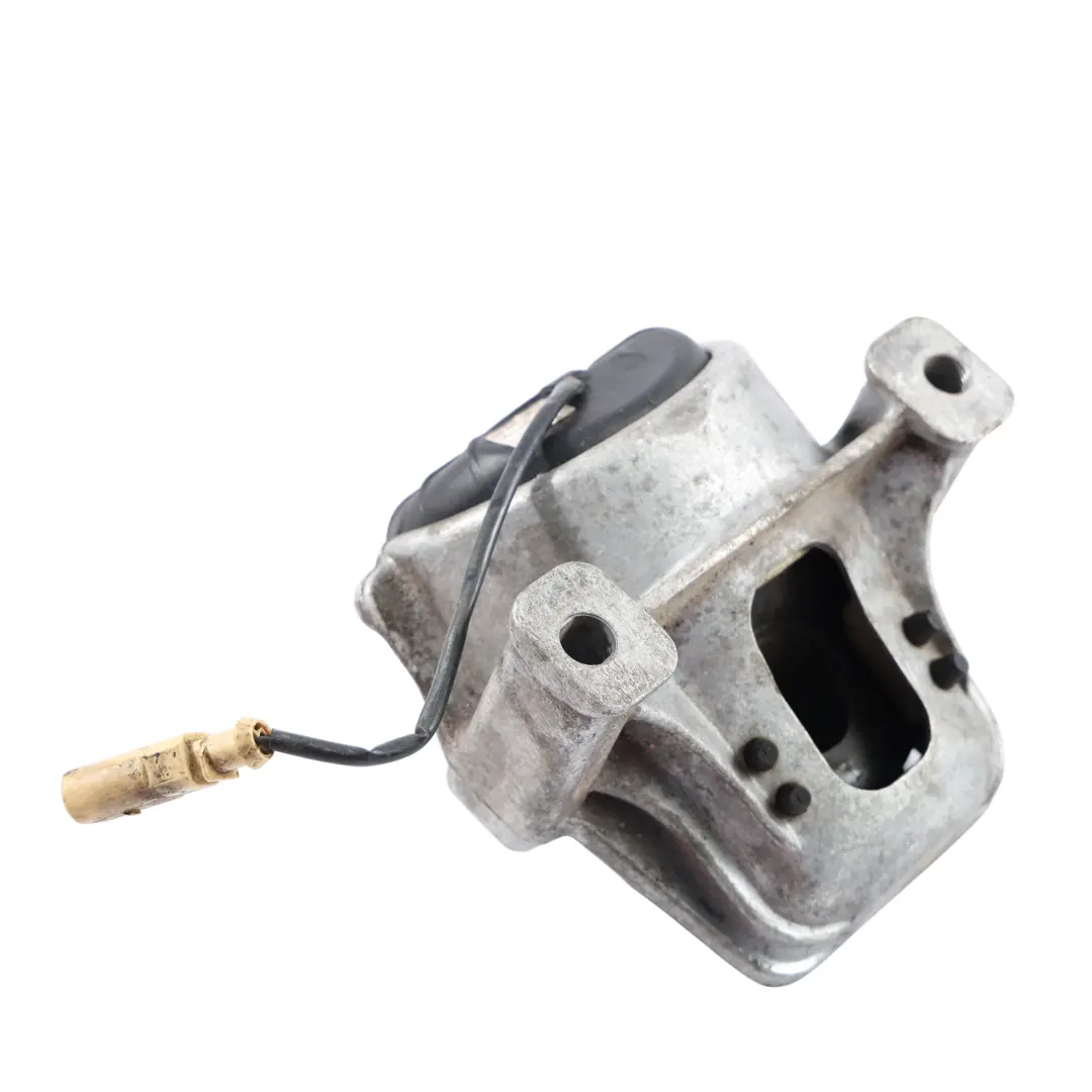 Łapa Poduszka Silnika Prawa do Audi A4 B8 A5 8T Q5 8R o numerze 8R0199381AS Audi A4 B8 A5 8T Q5 8R Łapa Poduszka Silnika Prawa - SKU 8R0199381AS - Numer Części 8R0199381AS