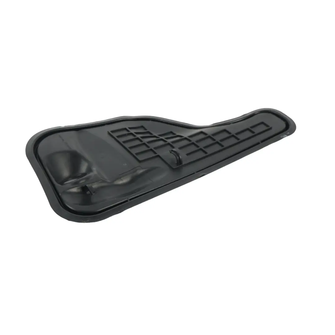 Pannello Copertura Serratura Porta Anteriore Sinistra per Audi Q5 8R con numero di parte 8R0837915B Audi Q5 8R Pannello Copertura Serratura Porta Anteriore Sinistra - SKU 8R0837915B - Numero di parte 8R0837915B