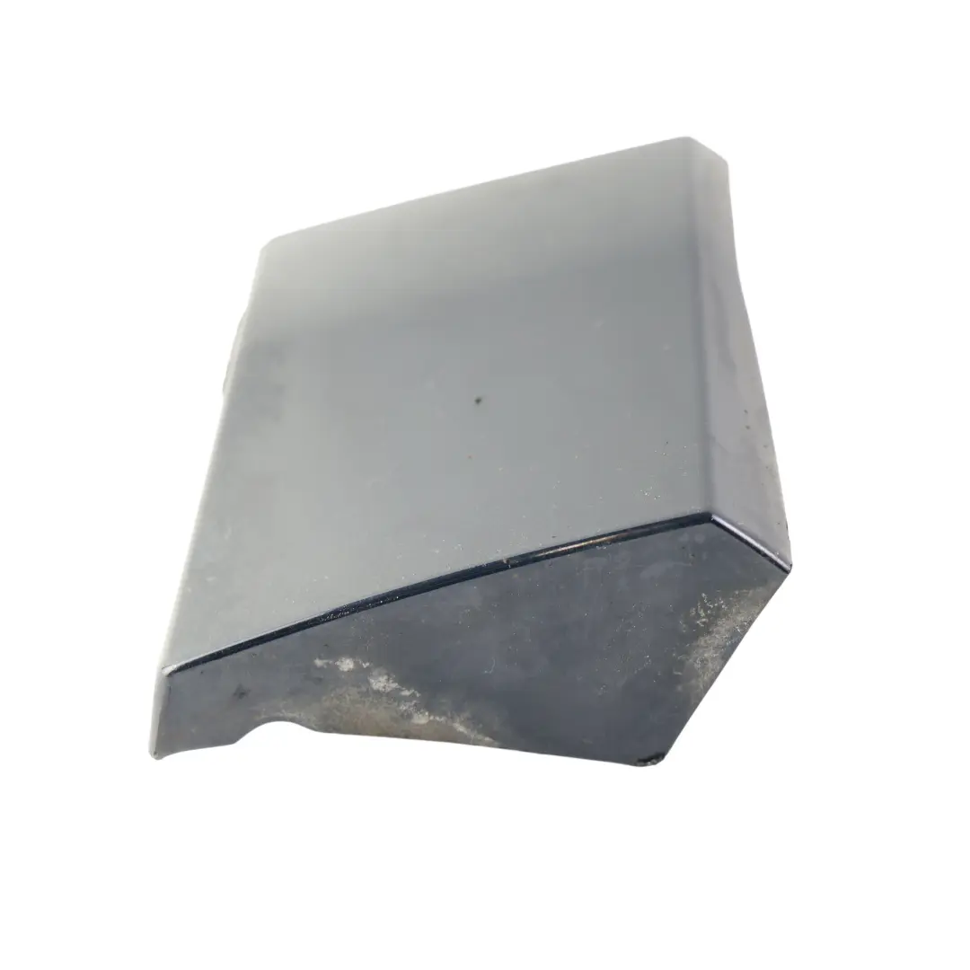 Cache Passage Roue Avant Inférieur Gauche Bleu Océan Nacré Z5A pour Audi Q5 8R à propos du numéro de pièce 8R0854959E Audi Q5 8R Cache Passage Roue Avant Inférieur Gauche Bleu Océan Nacré Z5A - SKU 8R0854959E-OBL - Numéro de pièce 8R0854959E