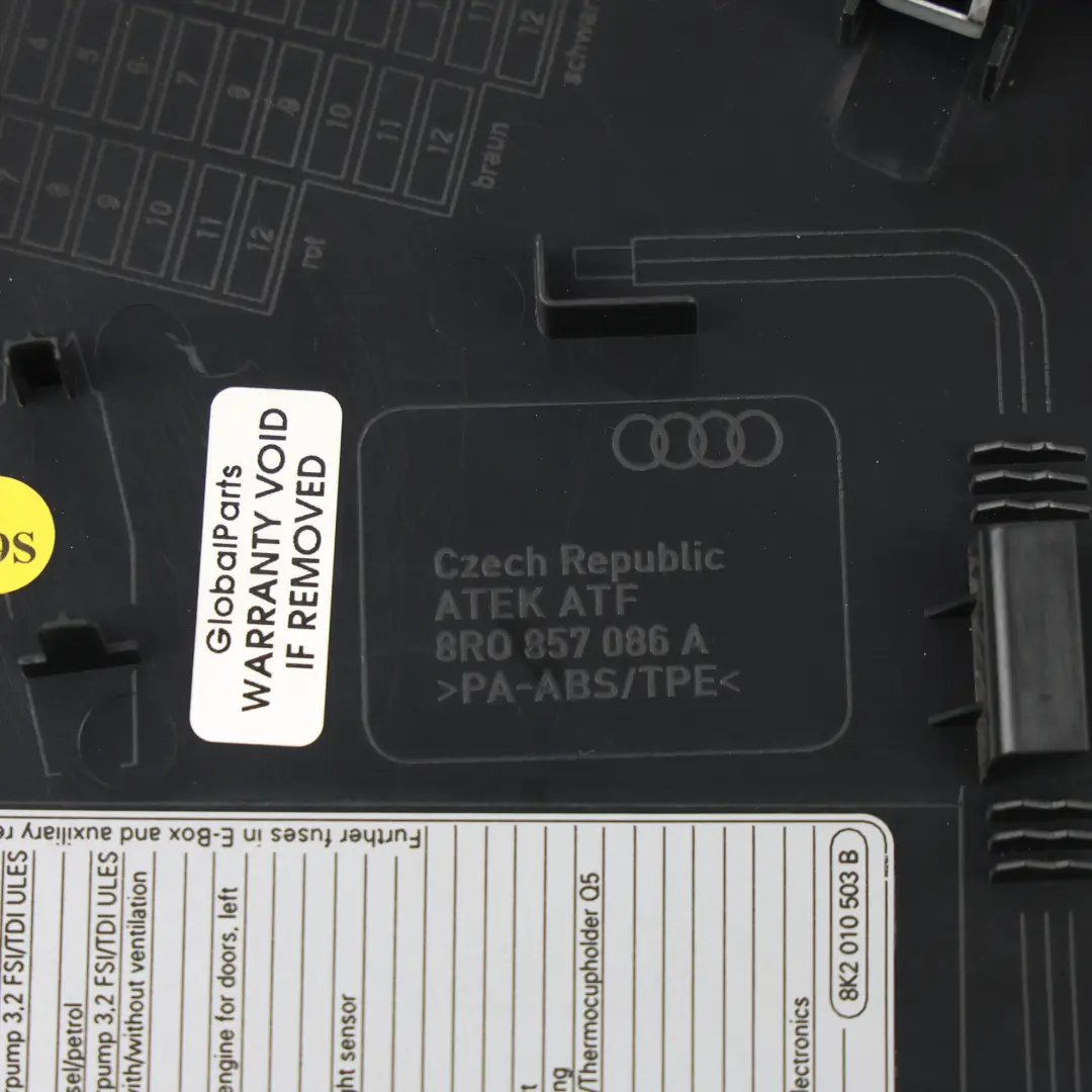 Pannello Copertura Laterale Cruscotto Destra per Audi Q5 8R con numero di parte 8R0857086A Audi Q5 8R Pannello Copertura Laterale Cruscotto Destra - SKU 8R0857086A - Numero di parte 8R0857086A