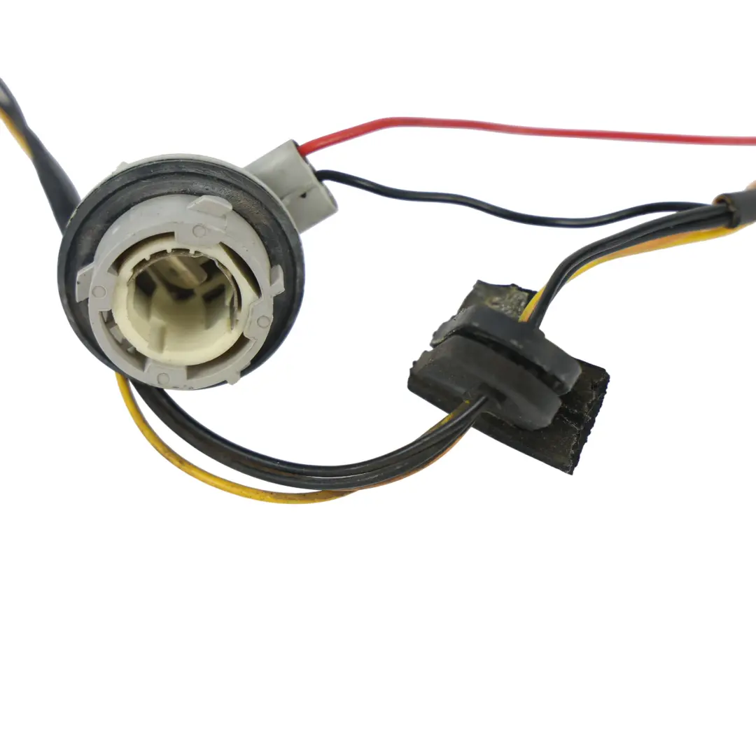Audi Q5 8R LED Leuchtmittel Träger Kabelbaum Licht Hinten Links - SKU 8R0945221 - Teilenummer 8R0945221