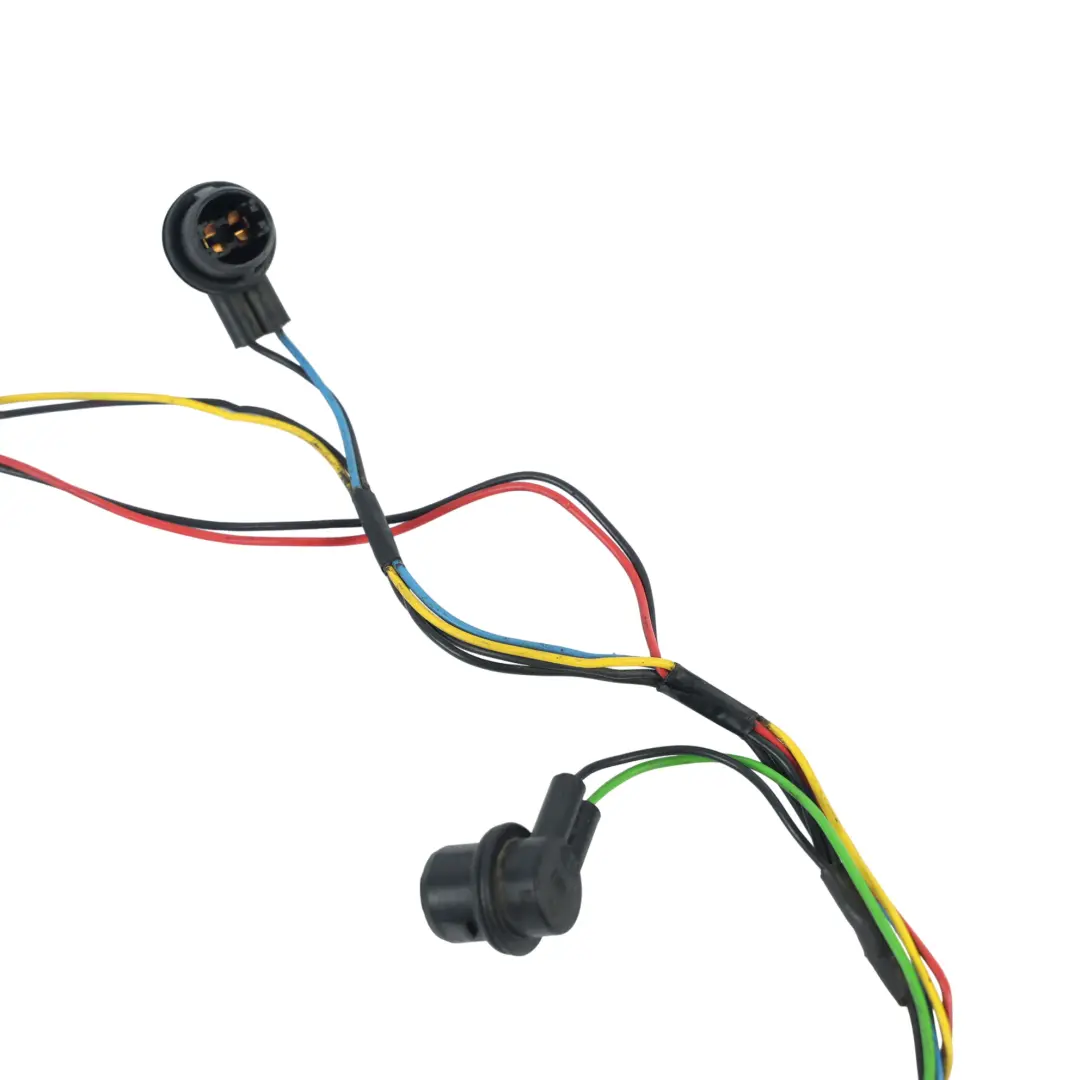 Heckleuchte Lampe Glühbirne Träger für Audi Q5 8R mit Teilenummer 8R0945221A Audi Q5 8R Heckleuchte Lampe Glühbirne Träger - SKU 8R0945221A - Teilenummer 8R0945221A