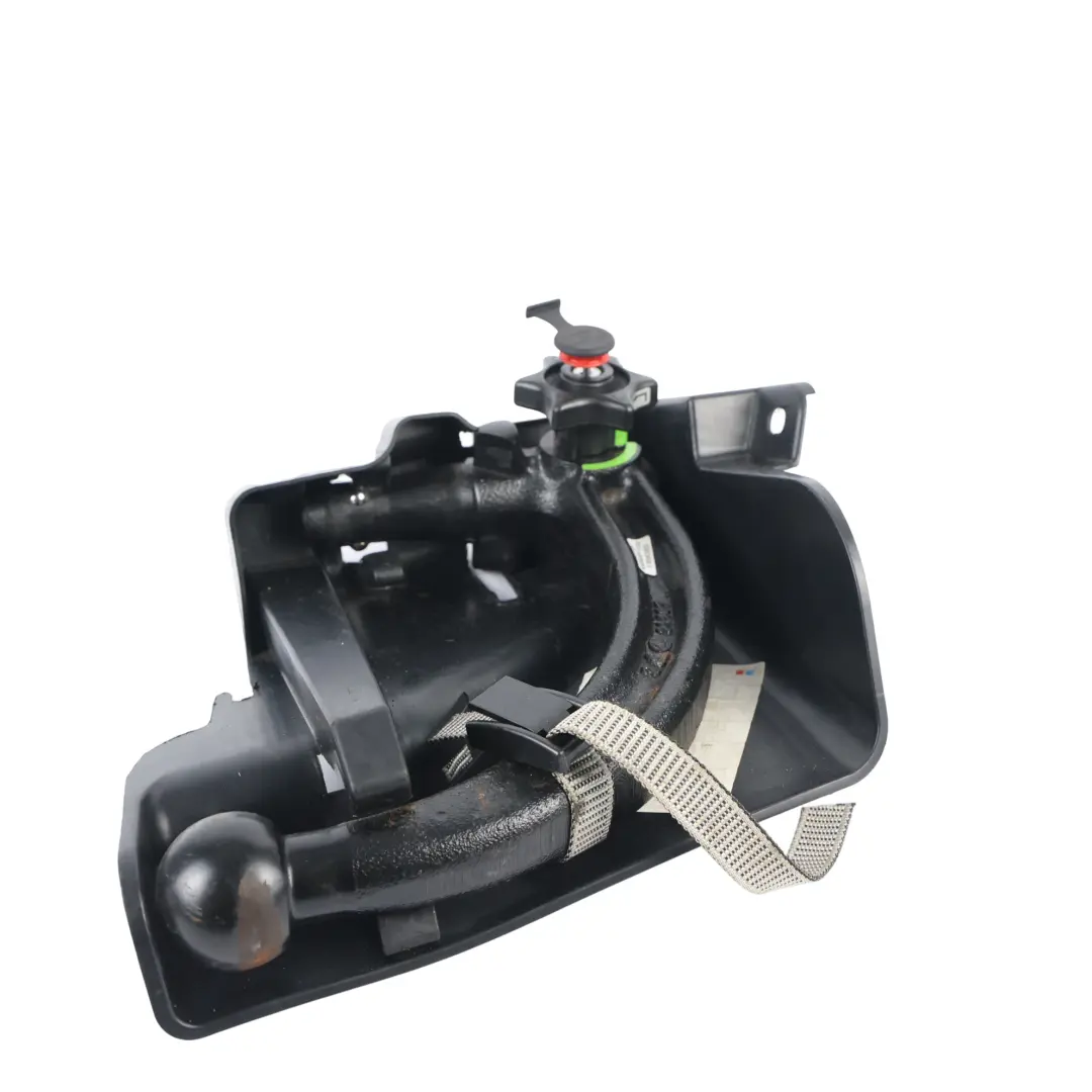 Audi A5 8T Tow Bar Ball Towing Hitch Trailer Hook Mount Bracket - SKU 8T0011213 - Part number 8T0011213