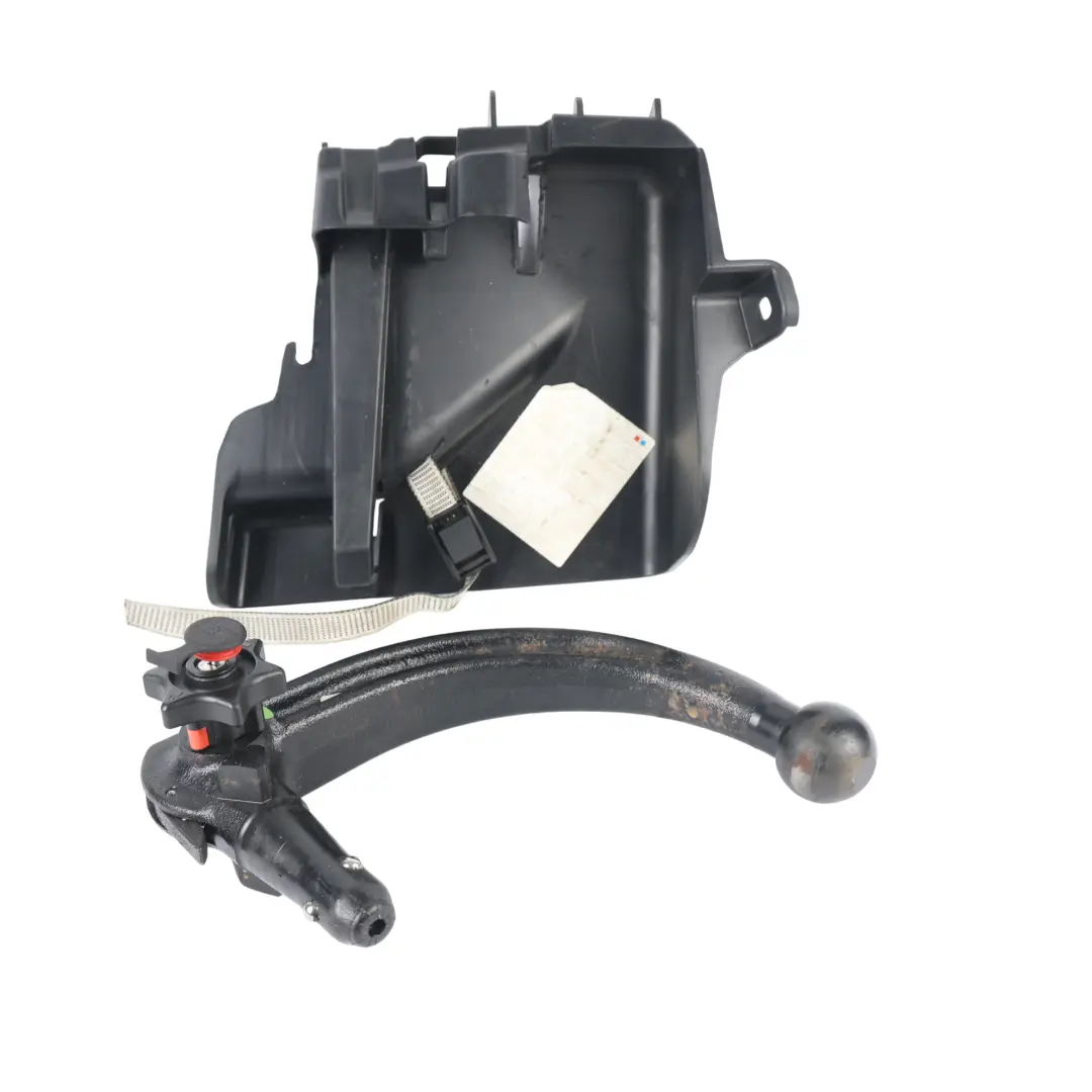 Audi A5 8T Soporte Enganche Remolque Bola Gancho - SKU 8T0011213 - Número de pieza 8T0011213
