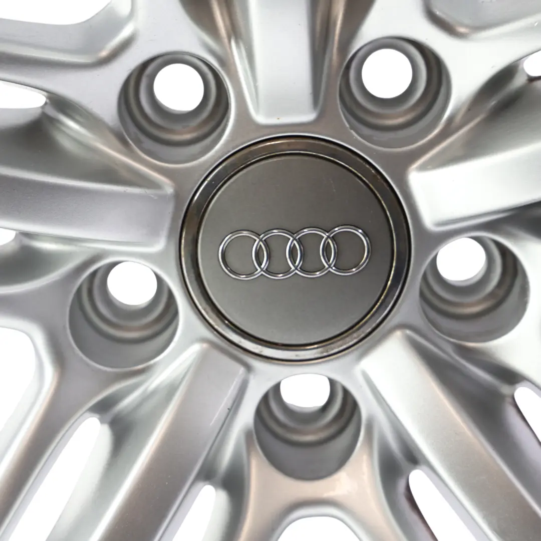 8F Silberne Leichtmetallfelge 19" 9J ET:33 für Audi A5 S5 8T mit Teilenummer 8T0601025T Audi A5 S5 8T 8F Silberne Leichtmetallfelge 19" 9J ET:33 - SKU 8T0601025T-2 - Teilenummer 8T0601025T