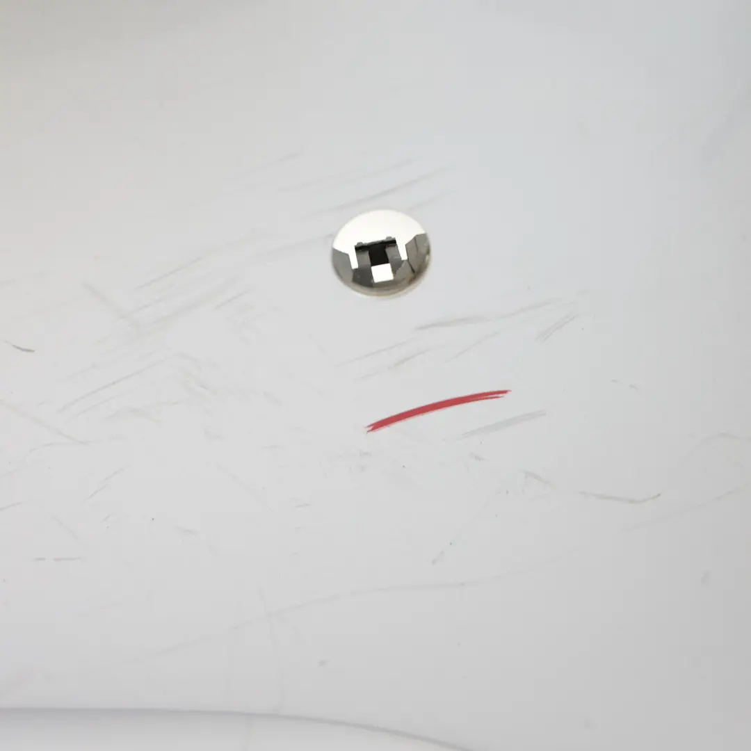 Zderzak Tylny Ice Silver Srebrny Metalik - X7W do Audi A5 8T o numerze 8T0807067B Audi A5 8T Zderzak Tylny Ice Silver Srebrny Metalik - X7W - SKU 8T0807067B-ICS - Numer Części 8T0807067B