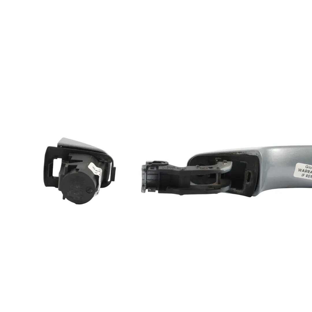 Manija Puerta Exterior Delantera Izquierda Gris Tornado X7P para Audi A5 8T Coupe con número de pieza 8T0837205A Audi A5 8T Coupe Manija Puerta Exterior Delantera Izquierda Gris Tornado X7P - SKU 8T0837205A-TOG - Número de pieza 8T0837205A