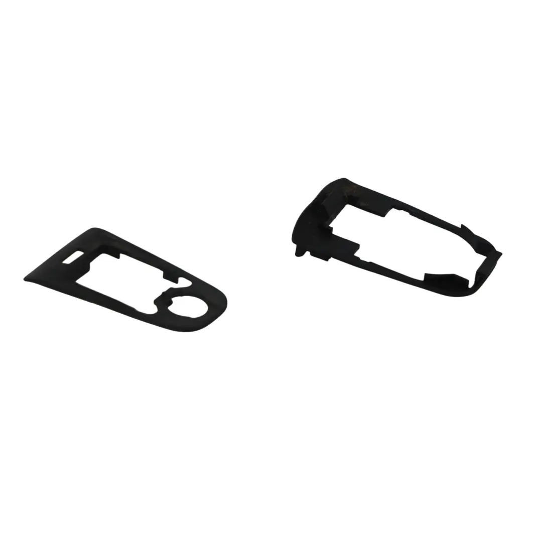 Junta Soporte Manija Puerta Delantero Trasero Izq Der para Audi A5 8T con número de pieza 8T0837211 Audi A5 8T Junta Soporte Manija Puerta Delantero Trasero Izq Der - SKU 8T0837211 - Número de pieza 8T0837211