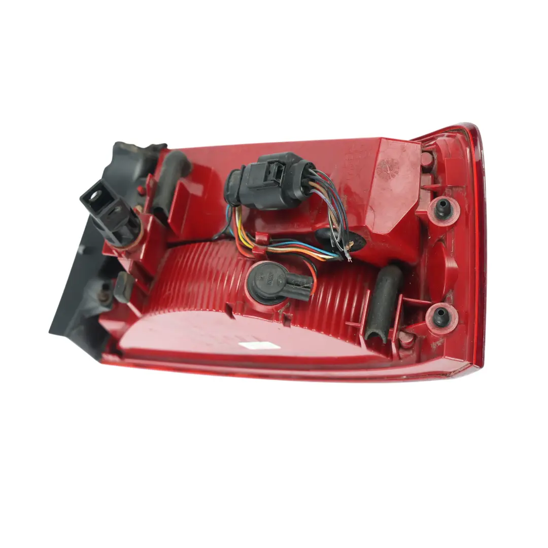 Audi A5 8T Luz Trasera Lado Exterior Guardabarros Izquierdo - SKU 8T0945095D-1 - Número de pieza 8T0945095D