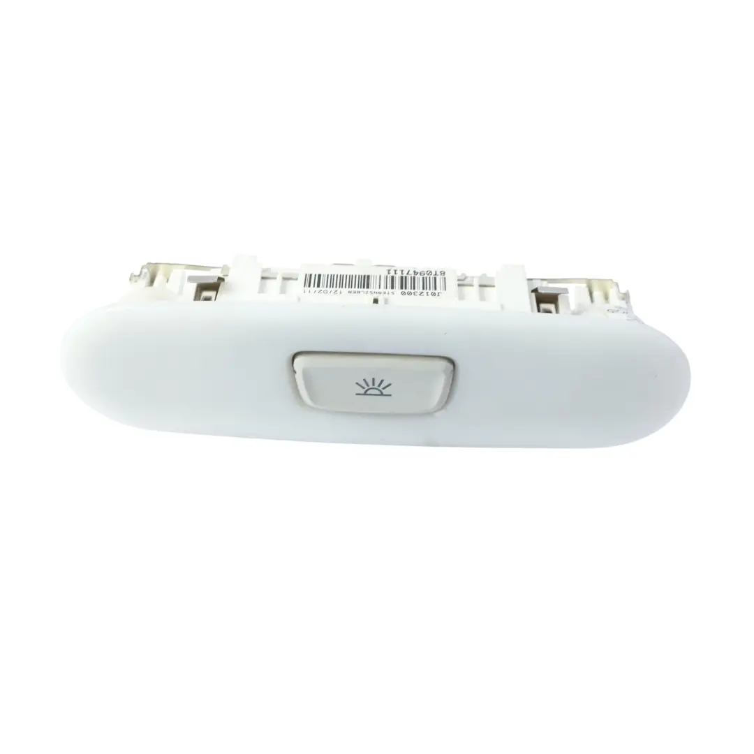 Audi A4 B8 Włącznik Lampki Światełka Podsufitki Sternsilber - SKU 8T0947111-1 - Numer Części 8T0947111