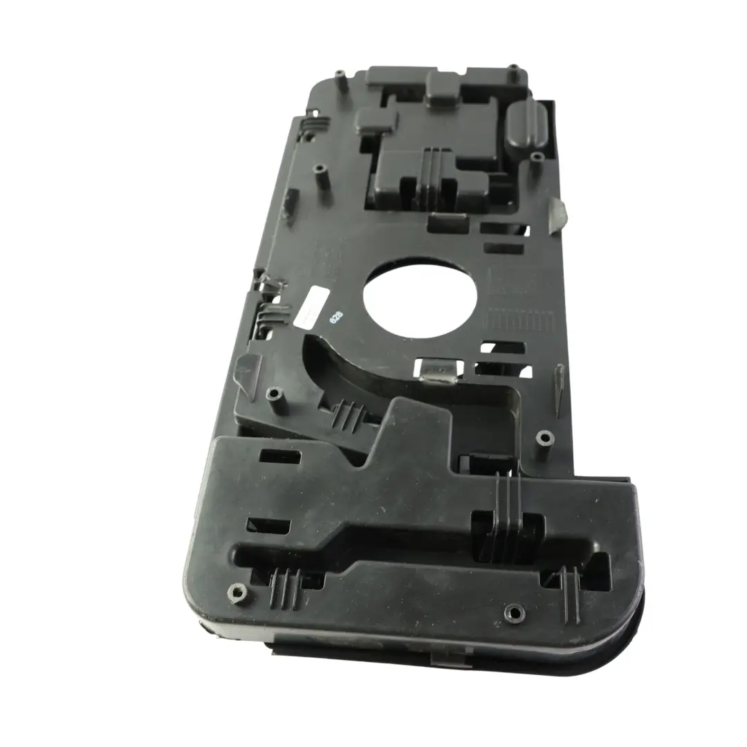 Sportback Zestaw Narzędzi Schowek Bagażnika do Audi A5 8T o numerze 8T8813685A Audi A5 8T Sportback Zestaw Narzędzi Schowek Bagażnika - SKU 8T8813685A - Numer Części 8T8813685A