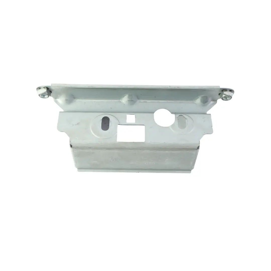 Audi A5 8T Support Fixation Poignée Hayon Coffre - SKU 8T8827569A - Numéro de pièce 8T8827569A