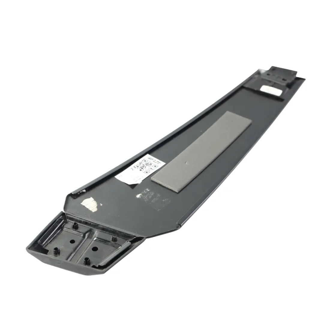 Osłona Słupka B Zewnętrzna Prawa do Audi A5 8T o numerze 8T8853290 Audi A5 8T Osłona Słupka B Zewnętrzna Prawa - SKU 8T8853290 - Numer Części 8T8853290