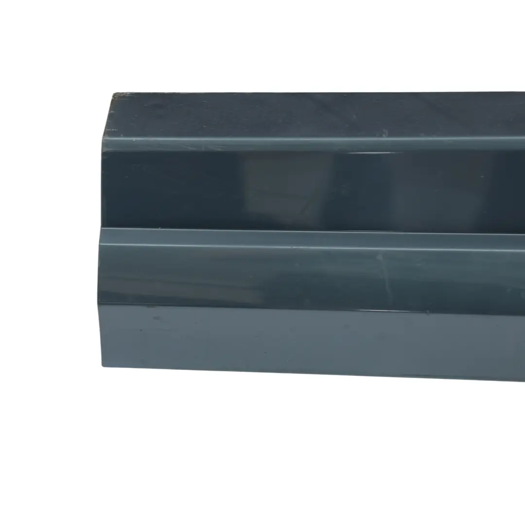 Audi Q3 8U Baguette Moulure Bas Porte Arrière Droite Bleu Utopia X5L - SKU 8U0853970R-UBL - Numéro de pièce 8U0853970R