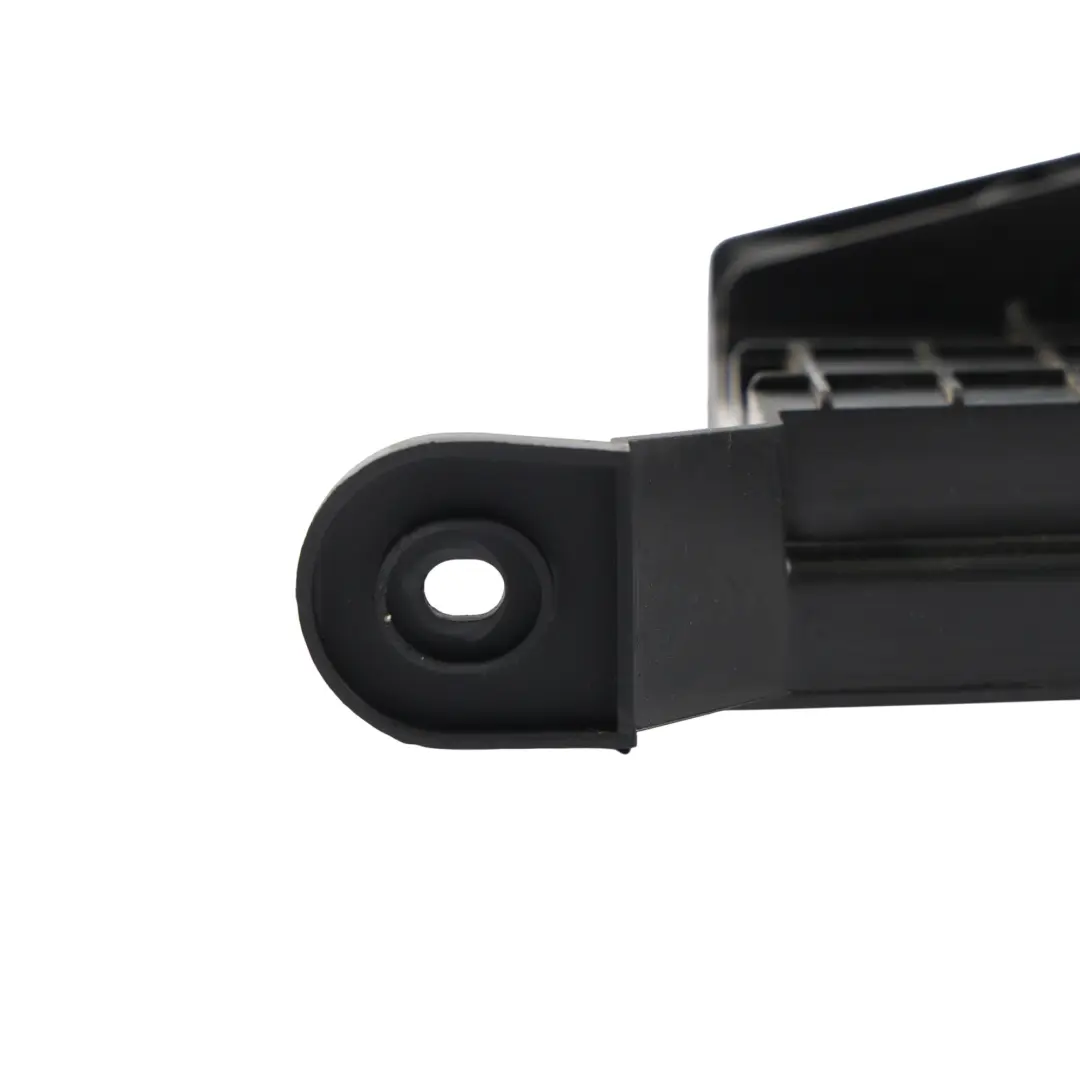 Audi Q3 8U Uchwyt Mocowanie Modułu Haka Holowniczego - SKU 8U0907297 - Numer Części 8U0907297