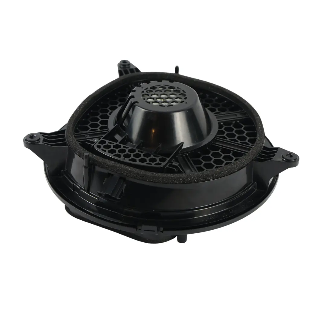 Altoparlante Subwoofer Bagagliaio Posteriore per Audi A3 8V con numero di parte 8V0035412B Audi A3 8V Altoparlante Subwoofer Bagagliaio Posteriore - SKU 8V0035412B - Numero di parte 8V0035412B