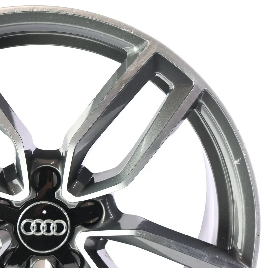 Felga Aluminiowa Srebrna 19" 8J ET:49 do Audi A3 8V o numerze 8V0601025AB Audi A3 8V Felga Aluminiowa Srebrna 19" 8J ET:49 - SKU 8V0601025AB-3 - Numer Części 8V0601025AB