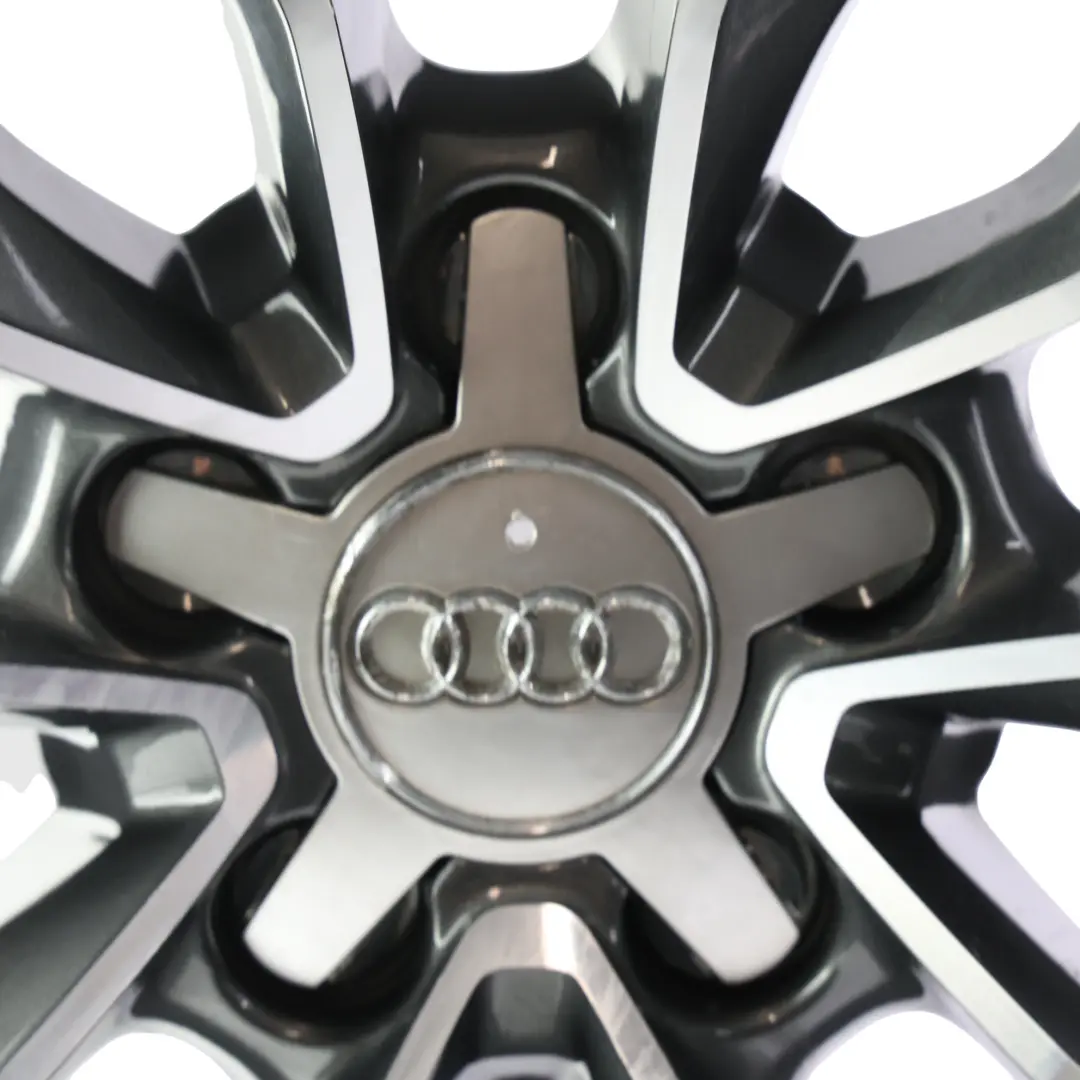 Audi A3 8V Llanta Aleación Plata 19" 8J ET:49 Doble Estrella - SKU 8V0601025AB-4 - Número de pieza 8V0601025AB