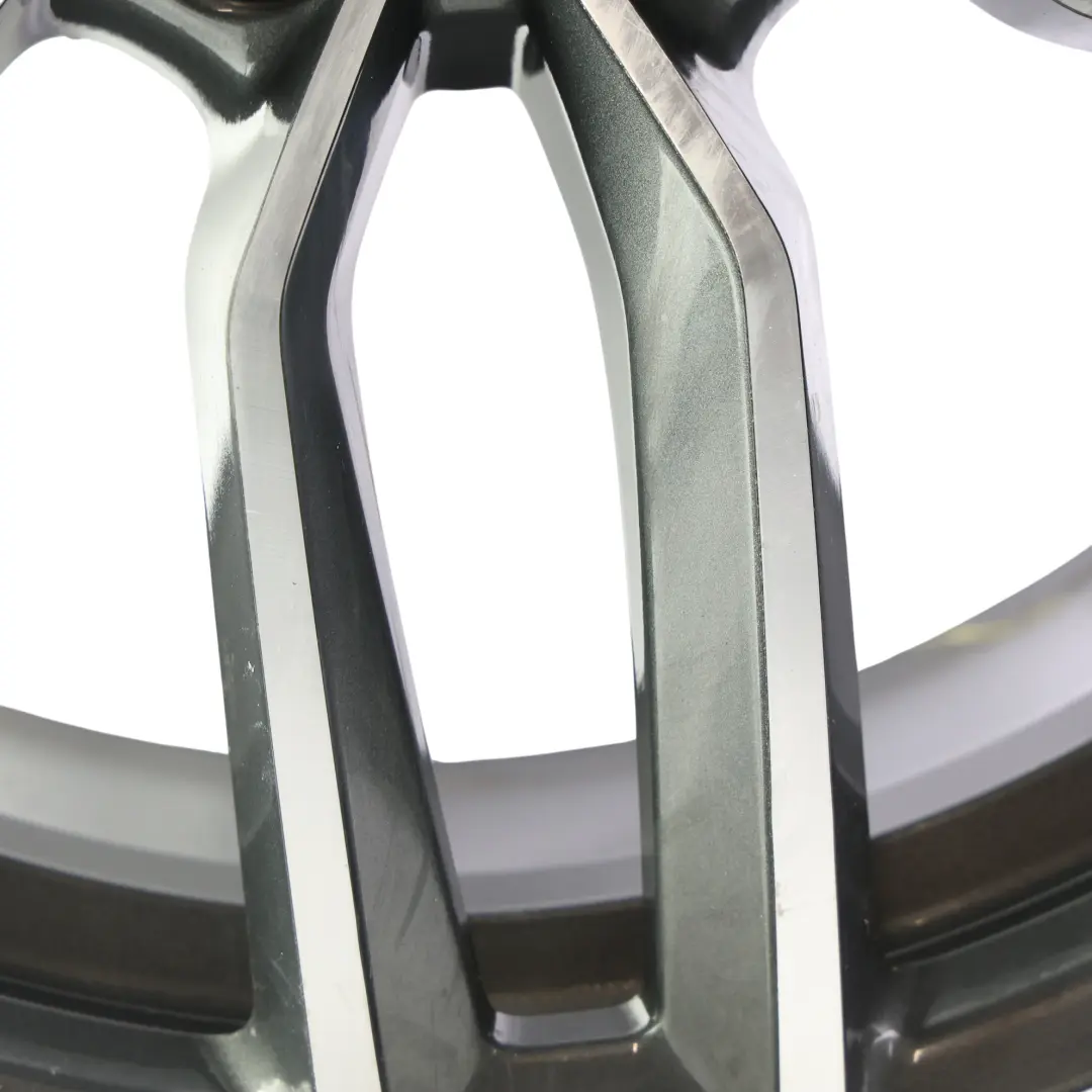 Audi A3 8V Cerchione Lega Argento 19" 8J ET:49 Doppia Stella - SKU 8V0601025AB-4 - Numero di parte 8V0601025AB