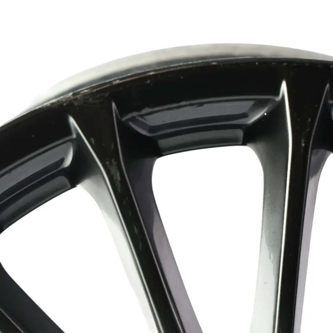 Alu Felge Schwarz 17" 7,5J ET:51 für Audi A3 8V mit Teilenummer 8V0601025BN Audi A3 8V Alu Felge Schwarz 17" 7,5J ET:51 - SKU 8V0601025BN-2 - Teilenummer 8V0601025BN